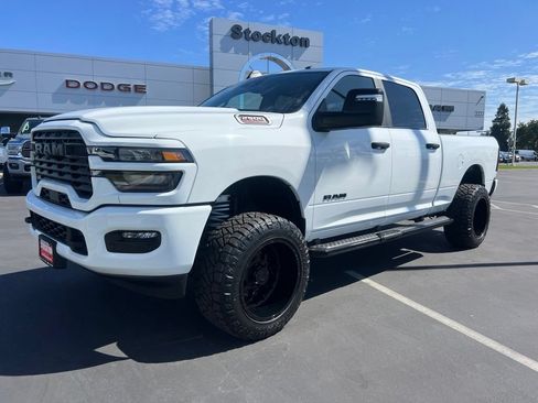 Used 2025 RAM 2500 Big Horn AWD/4WD image 48