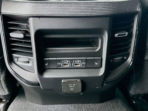 Used 2022 RAM 2500 Limited w/ Towing Technology Group image 16