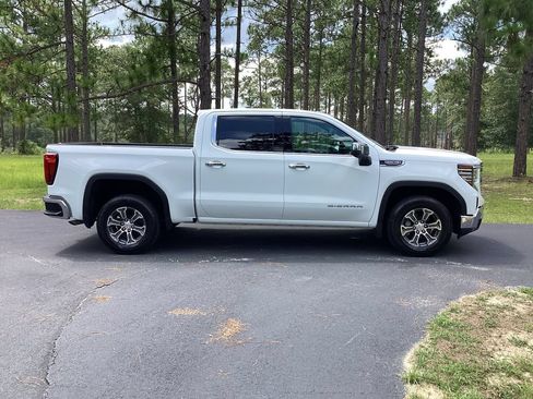 Used 2026 GMC Sierra 1500 SLT RWD image 6