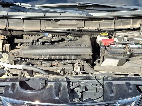 Used 2016 Nissan Rogue SV image 27