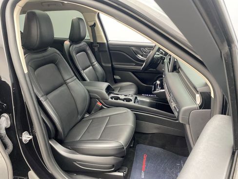 Used 2024 Lincoln Corsair Grand Touring AWD/4WD image 24