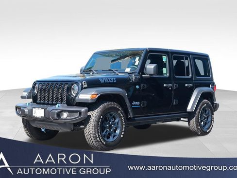 Used 2023 Jeep Wrangler Unlimited AWD/4WD image 1