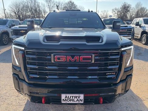New 2026 GMC Sierra 2500 AT4 w/ AT4 Premium Plus Package image 9