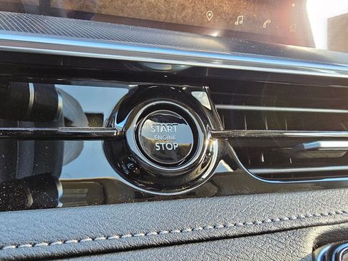 New 2025 INFINITI QX80 Luxe image 38