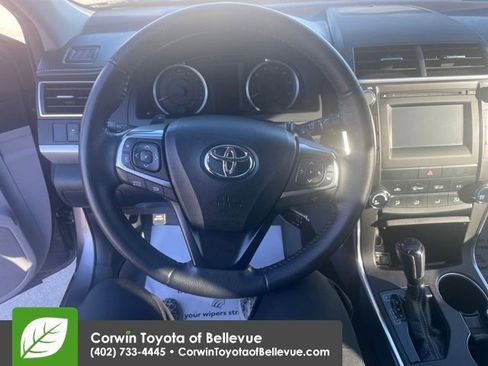 Used 2016 Toyota Camry SE image 13