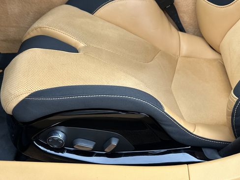 Certified 2023 Chevrolet Corvette Stingray Premium Conv w/ Z51 Performance Package image 10