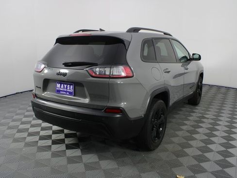 Used 2023 Jeep Cherokee Altitude Lux image 24