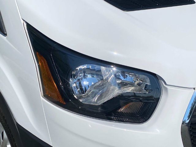 Used 2025 Ford Transit 250 Low Roof w/ Exterior Upgrade Package RWD image 2