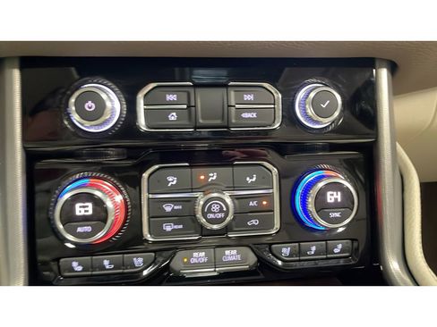 Used 2021 GMC Yukon Denali w/ Denali Ultimate Package AWD/4WD image 14