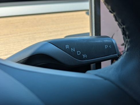 Used 2020 Tesla Model Y Long Range AWD/4WD image 12