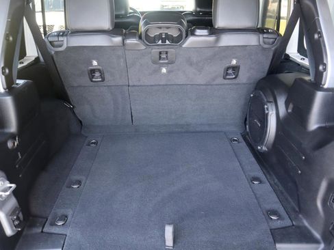 Used 2018 Jeep Wrangler Unlimited Rubicon AWD/4WD image 55