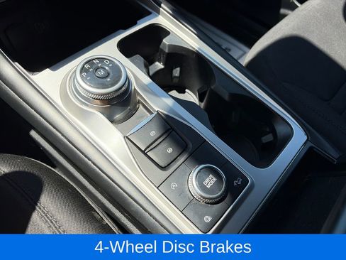 Used 2020 Ford Explorer XLT w/ Comfort Package AWD/4WD image 27