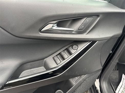 New 2026 Chevrolet Equinox LT w/ Convenience Package II image 46