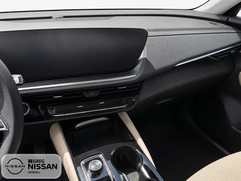 Used 2026 Buick Envision Preferred AWD/4WD image 10