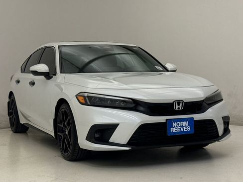 Certified 2023 Honda Civic Sport Touring image 4