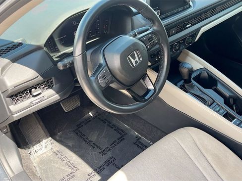 Used 2024 Honda Accord EX image 11