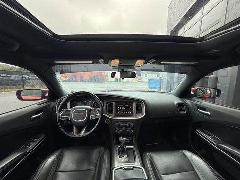 Used 2022 Dodge Charger SXT w/ Leather Interior Group RWD image 8