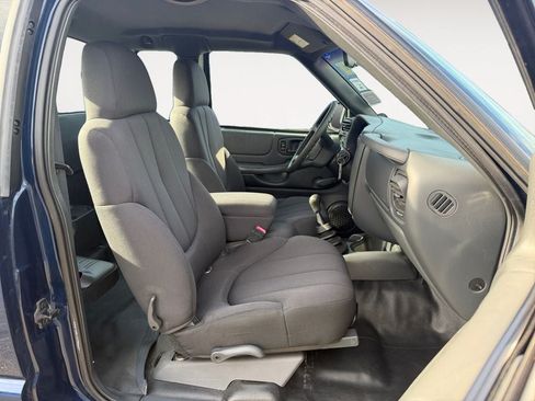 Used 2003 GMC Sonoma SL w/ Convenience Package RWD image 21