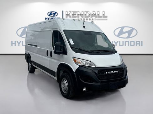 Used 2023 RAM ProMaster 2500 w/ Convenience Group image 1