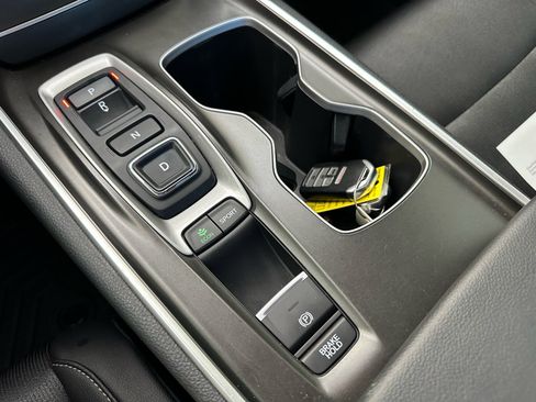 Used 2019 Honda Accord Sport image 33