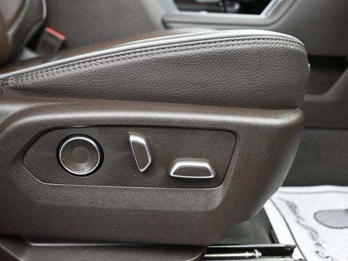 Used 2024 GMC Sierra 1500 Denali image 12