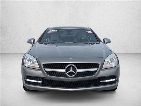 Used 2015 Mercedes-Benz SLK 250 image 2