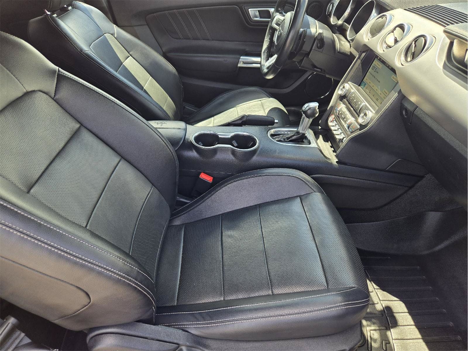 Used 2018 Ford Mustang GT Premium RWD image 13