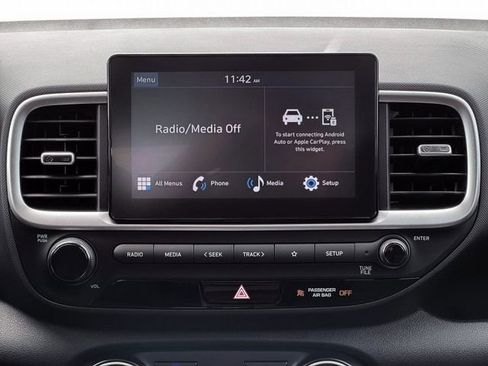 New 2026 Hyundai Venue SE image 19