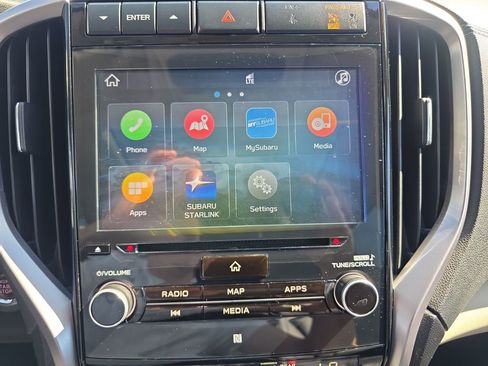 Used 2019 Subaru Ascent Limited AWD/4WD image 18