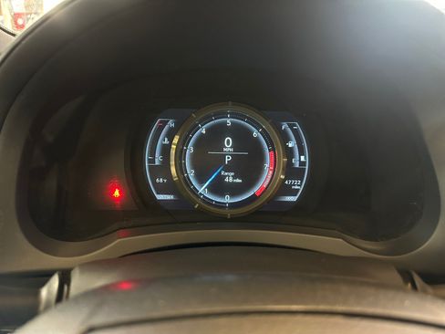 Used 2014 Lexus IS 250 w/ F-Sport Package RWD image 20