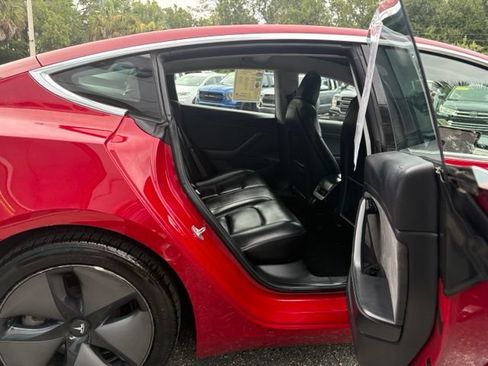 Used 2018 Tesla Model 3 Mid Range RWD image 26