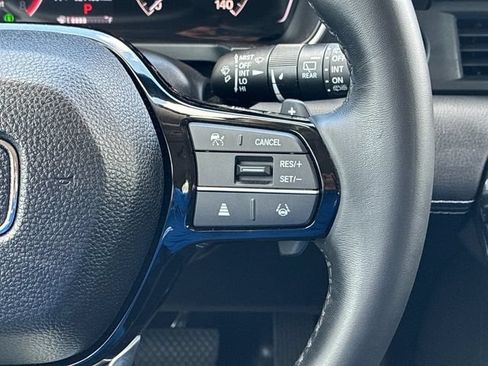 Used 2024 Honda Pilot Touring image 25