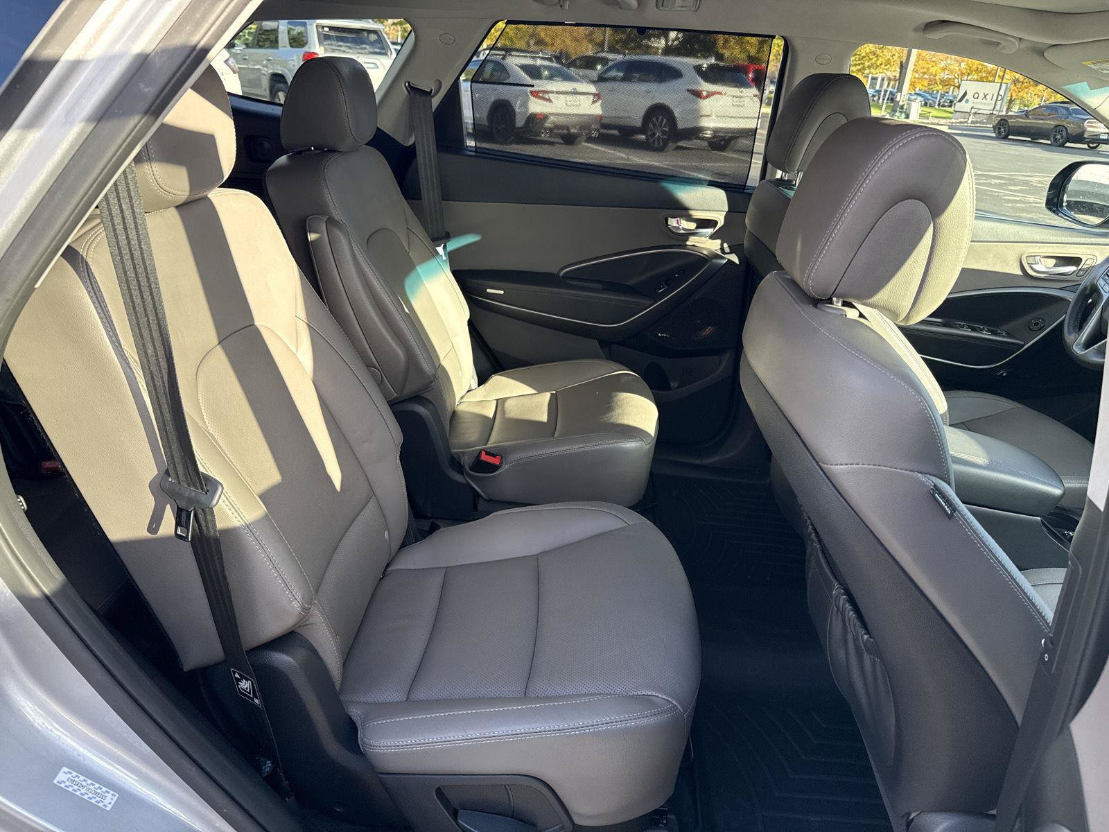 Used 2019 Hyundai Santa Fe XL AWD/4WD image 21