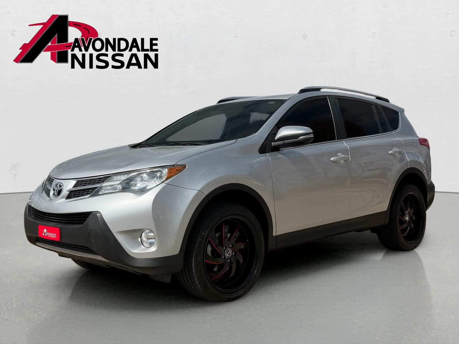 Used 2013 Toyota RAV4 XLE FWD image 2