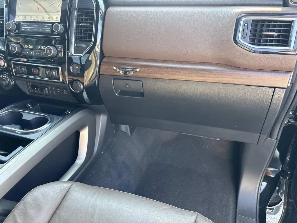 Used 2023 Nissan Titan Platinum Reserve w/ Moonroof Package AWD/4WD image 26