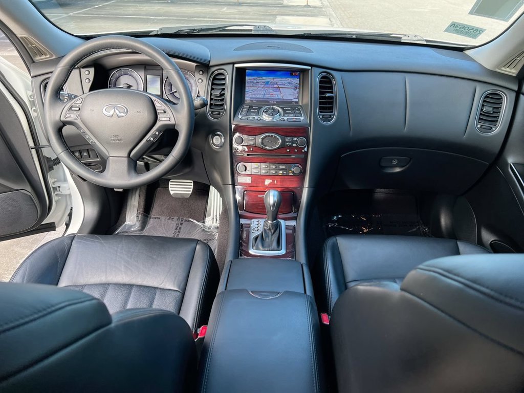Used 2017 INFINITI QX50 2WD w/ Technology Package image 21