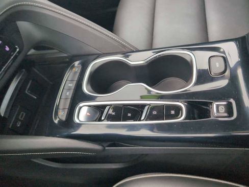 Used 2021 Buick Envision Essence image 15