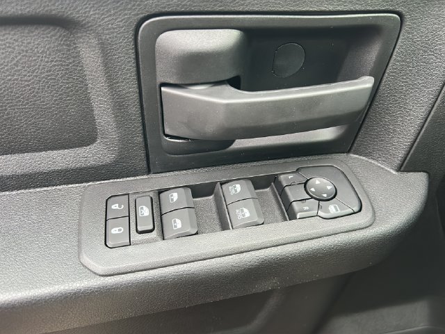 New 2026 RAM 2500 Tradesman AWD/4WD image 12