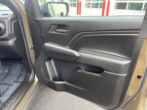 Used 2024 Chevrolet Colorado W/T RWD image 7