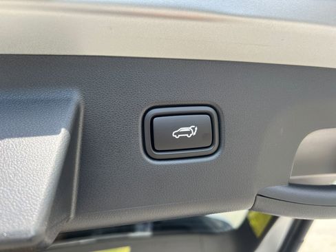 New 2024 Hyundai Tucson Limited image 15