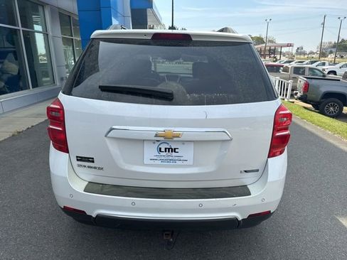 Used 2017 Chevrolet Equinox Premier w/ Enhanced Convenience Package image 6