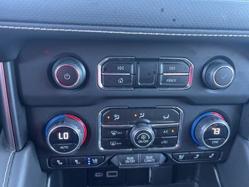 Used 2023 Chevrolet Tahoe Premier image 21