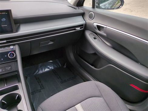 New 2025 Hyundai Sonata SEL image 16