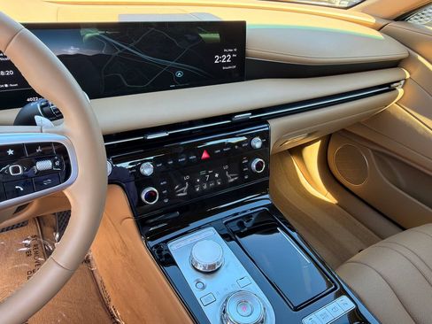 Used 2025 Genesis G80 2.5T AWD/4WD image 29