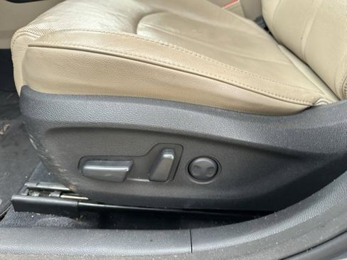 Used 2015 Hyundai Sonata ECO w/ Option Group 08 image 16