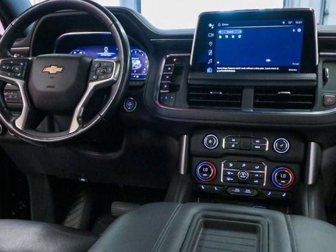 Used 2022 Chevrolet Tahoe LT w/ Luxury Package RWD image 25