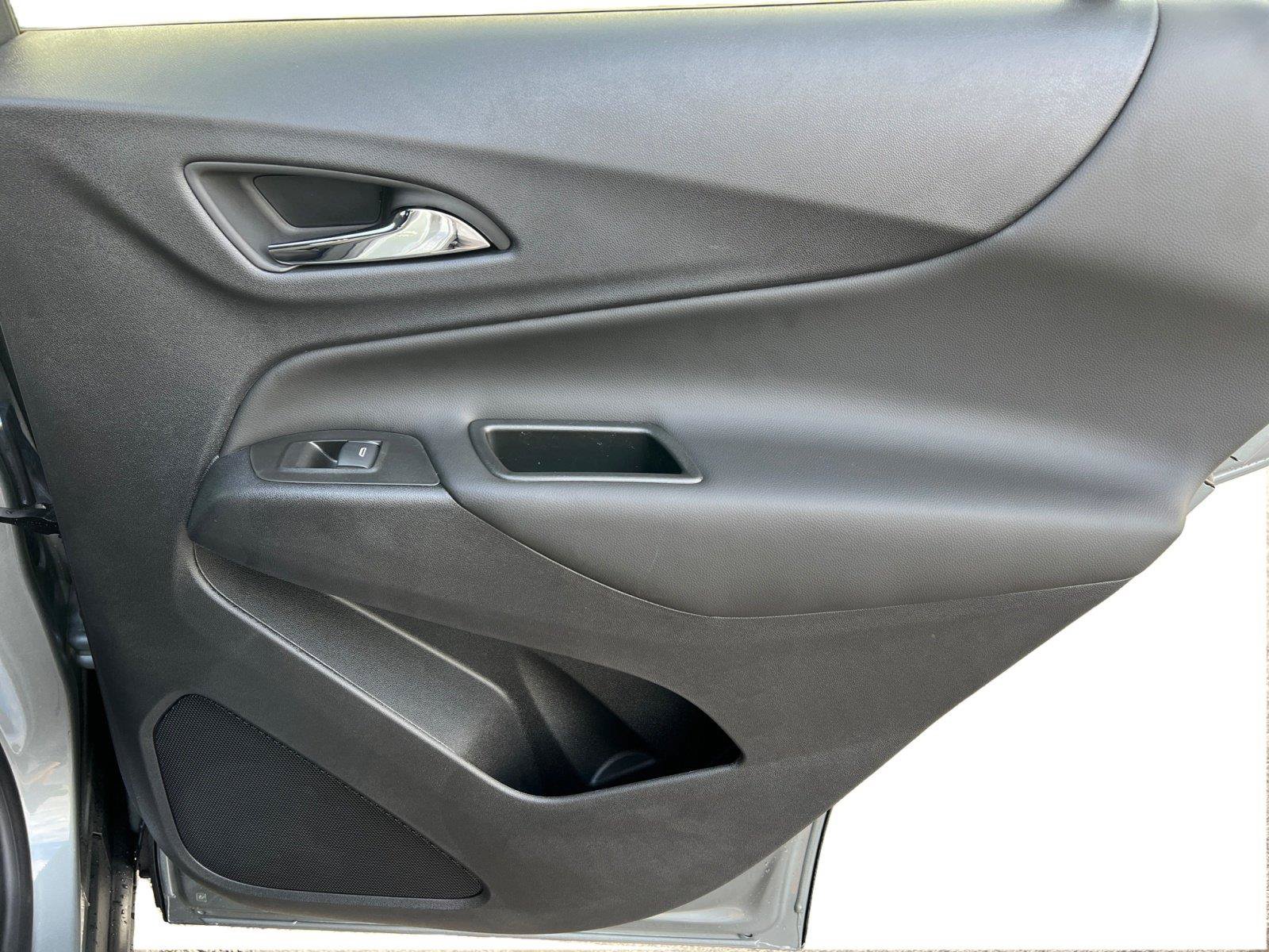 Used 2024 Chevrolet Equinox LT FWD image 19