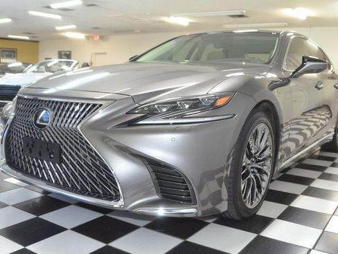 Used 2018 Lexus LS 500 image 5