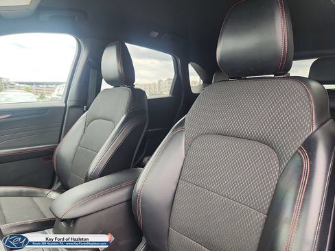 Used 2023 Ford Escape ST-Line AWD/4WD image 23