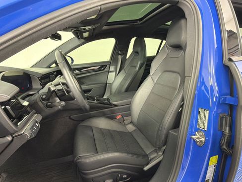 Certified 2025 Porsche Panamera image 5